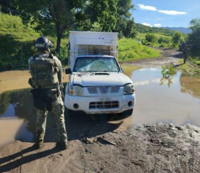 $!Aseguran armamento y equipo táctico en operativos militares en Badiraguato