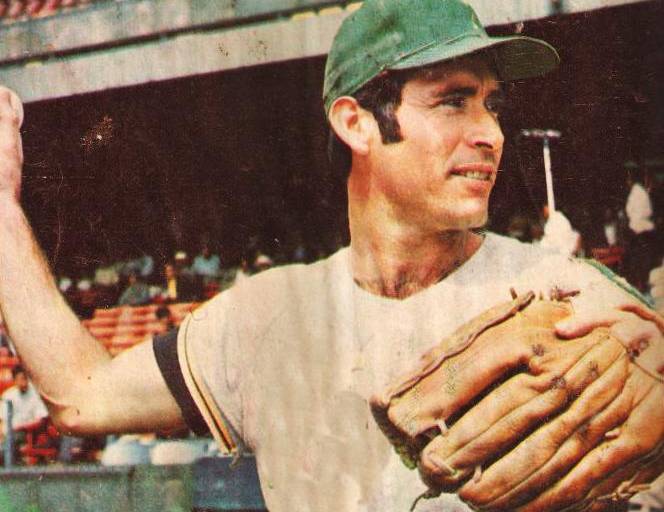 De Morena, de la serie filmada en Mazatlán y de la muerte de Jorge Fitch, las noticias esta tarde