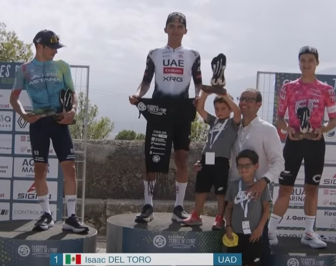 $!El mexicano Isaac del Toro no deja opción a la duda en la Clásica Terres de l’Ebre