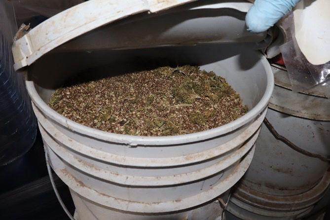 $!Destruyen casi dos toneladas de drogas en Culiacán