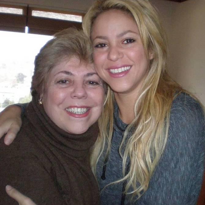 $!Hospitalizan de emergencia a mamá de Shakira