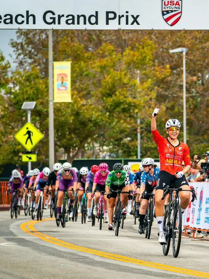 $!Sinaloense Yareli Salazar finaliza en el lugar 19 de la prueba de ruta en Santo Domingo 2026