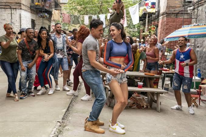 Lin-Manuel Miranda y parte del elenco de ‘In the heights’ presentan el nuevo tráiler
