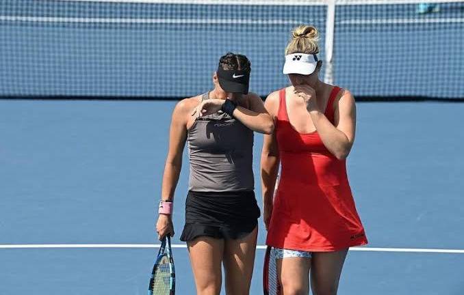 Giuliana Olmos y Gabriela Dabrowski cayeron en el primer encuentro que disputaban en el Sydney Tennis Classic 2022.