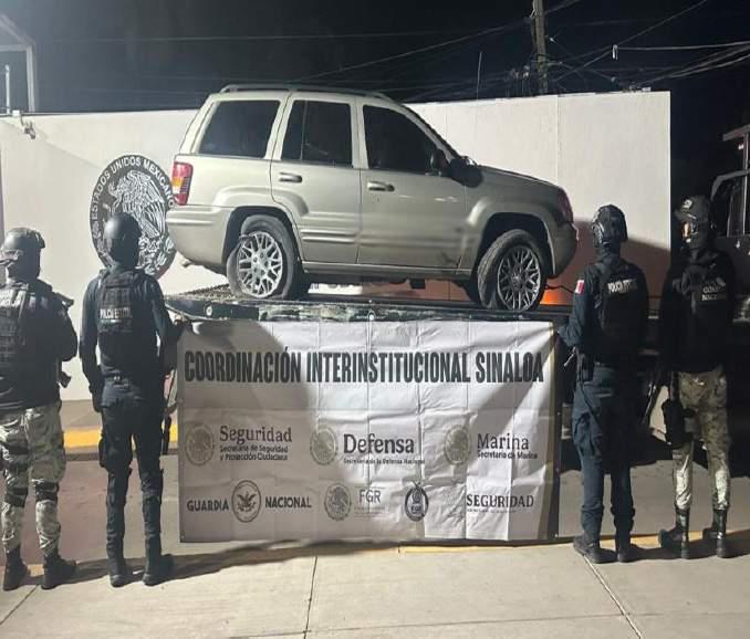 $!Decomisan vehículos blindados, armas, artefactos explosivos para dron, droga y ponchallantas en Sinaloa
