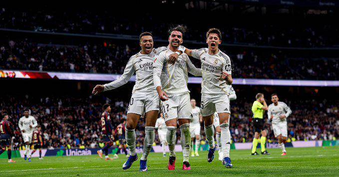 Los merengues se imponen 2-0 al Levante.