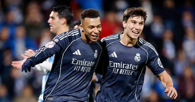 $!Mbappé lidera el sufrido debut del Real Madrid en la Copa del Rey con triunfo 3-2 ante Talavera