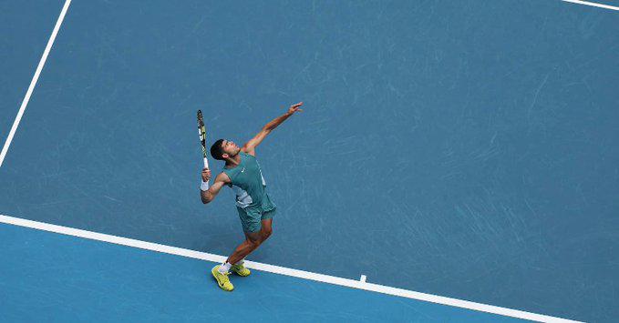 Carlos Alcaraz se lució este miércoles y va por más en el Abierto de Australia.