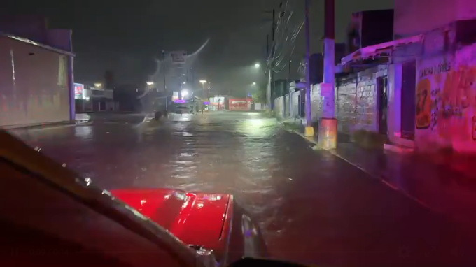 $!Lluvias en Mazatlán provocan inundaciones en algunas colonias y vialidades