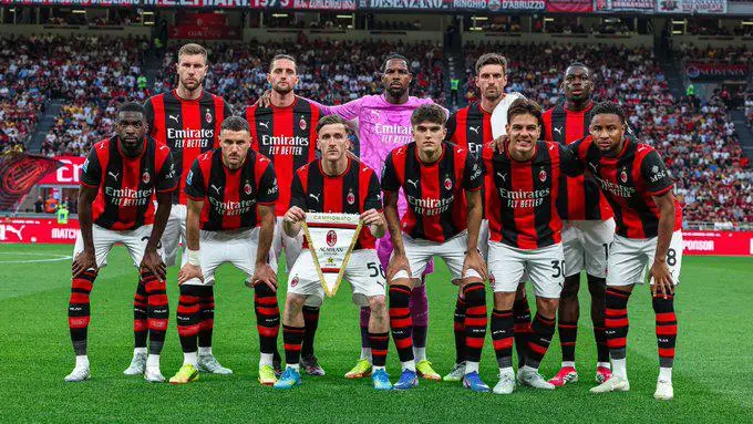 $!Santiago Giménez cierra temporada para el olvido con Milan y su futuro queda en duda