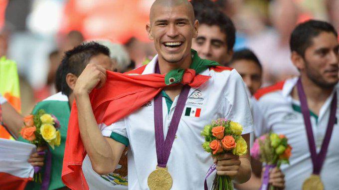 ‘Sigan arropando a las nuevas generaciones de cristal’: Chatón Enríquez arremete contra la Sub 20