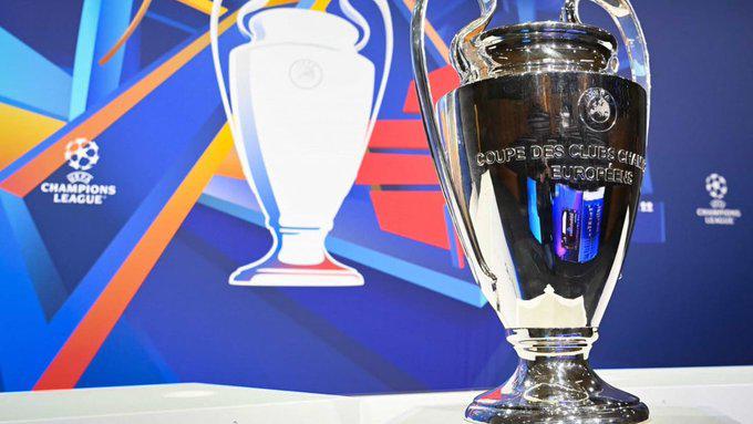 Exhiben trofeo de la Champions League en CDMX