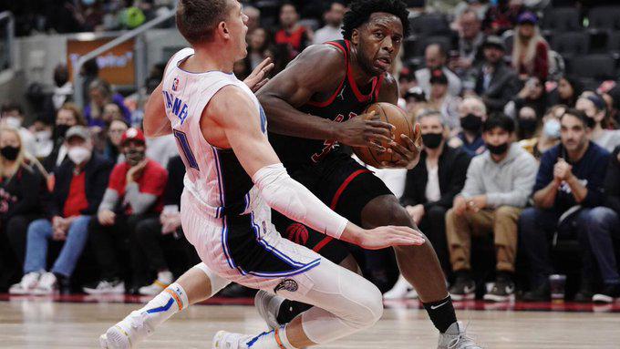 VanVleet y Barnes lideran la victoria de los Raptors sobre Magic 110-109