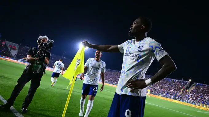 $!Inter vence al Como y reafirma su liderato en la Serie A