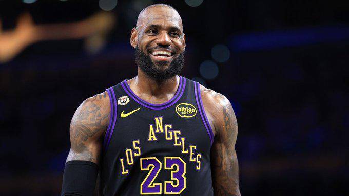 LeBron James probará fortuna en un nuevo equipo.