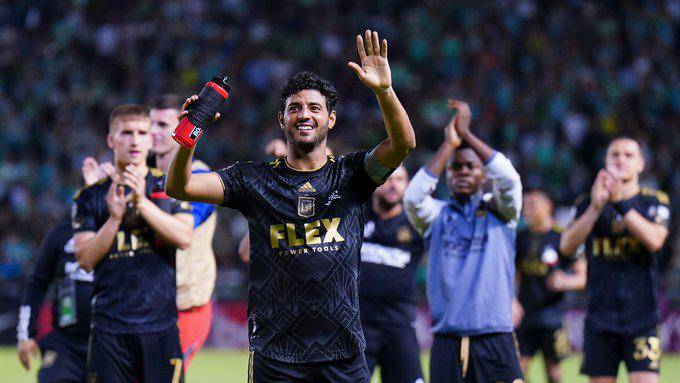 Carlos Vela anuncia su retiro del futbol profesional