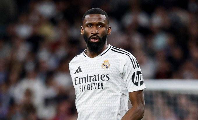 Rüdiger denuncia acto racista y obliga a detener el partido entre Real Madrid y Pachuca