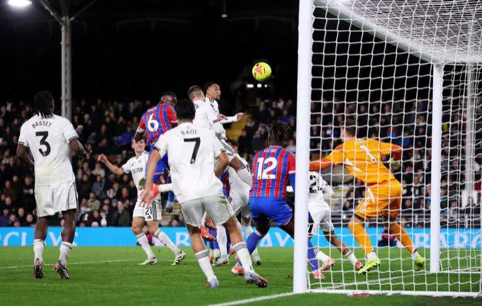 El Fulham pierde sobre la hora.