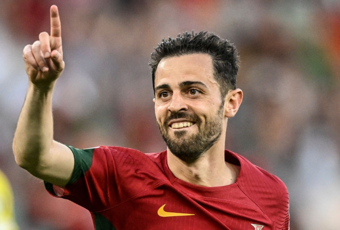 Portugal, con paso firme rumbo a la Euro; Bélgica empata