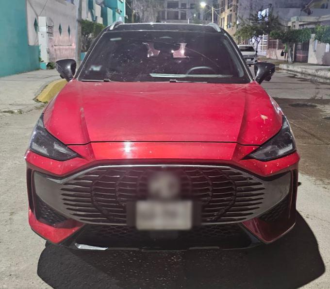 $!Detienen a dos personas con armas y cristal en Mazatlán