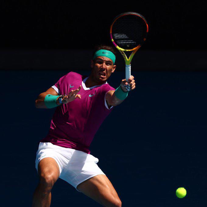 $!Nadal da otro golpe de autoridad en Abierto de Australia; Zverev se despide sorpresivamente