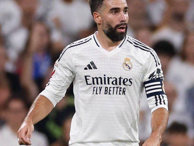 Real Madrid renueva a Carvajal hasta 2026 tras grave lesión