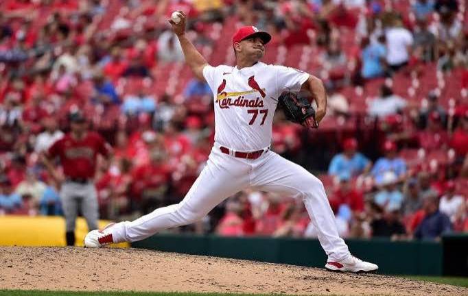 Roel Ramírez llegó recientemente a Tomateros de Culiacán.