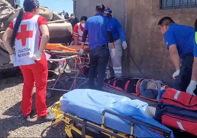 $!Volcadura en la autopista Mazatlán-Culiacán deja seis heridos a la altura de Elota