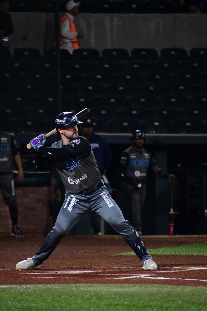 $!Algodoneros remontan con poder y vencen 5-4 a Yaquis