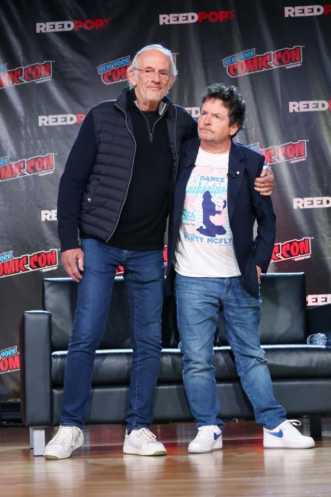 $!Michael J. Fox junto a su amigo y co estrella en Volver al Futuro Christopher Loyd.