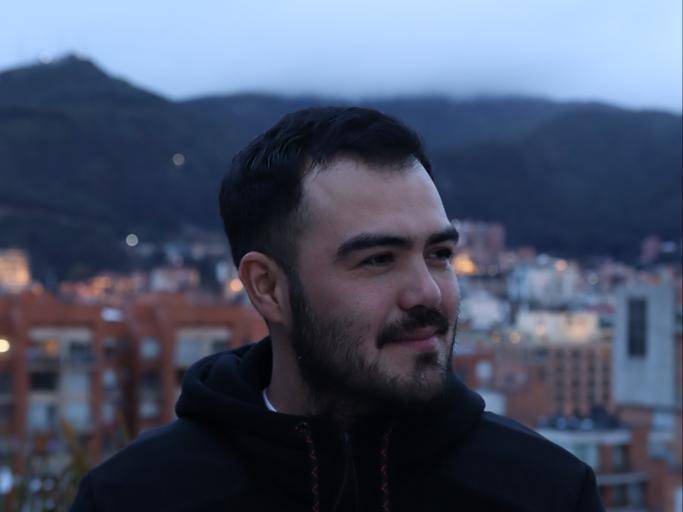 El dramaturgo mazatleco Manolo Díaz gana premio en Nueva York