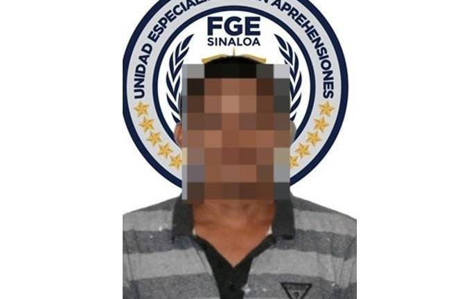 El sentenciado también deberá pagar una multa de un millón 402 mil 72 pesos, por reparación del daño psicológico y material.