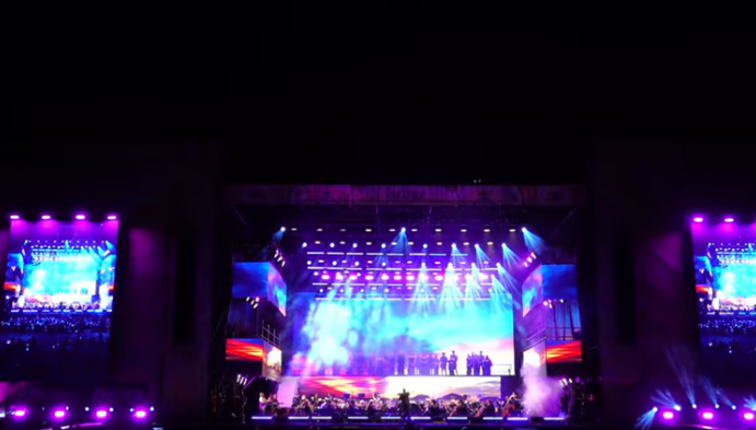 El Carnaval de Mazatlán continúa este viernes con la coronación de la Reina de los Juegos Florales.