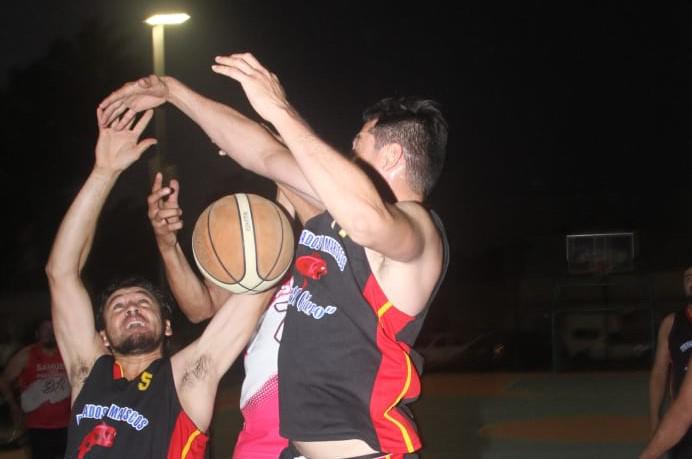 Dugasa pierde el paso en la recta final del Torneo Veteranos