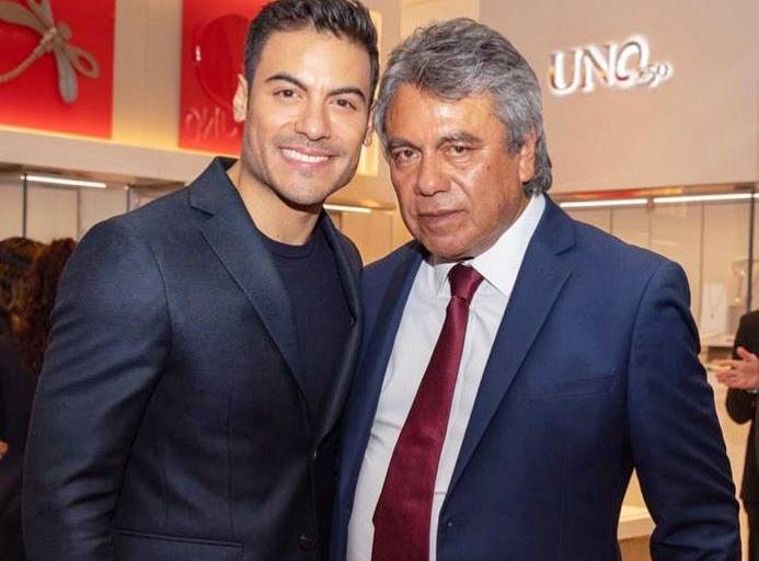 Fallece el padre del cantante Carlos Rivera