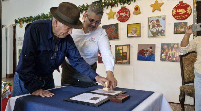 La emisión conmemorativa rinde un homenaje a algunos de los elementos culturales de la especial forma de festejar en el país.