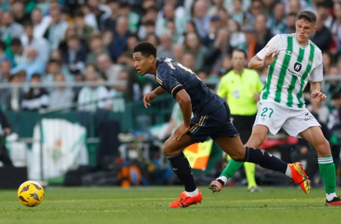 Real Madrid empata ante el Betis y pone en peligro el liderato