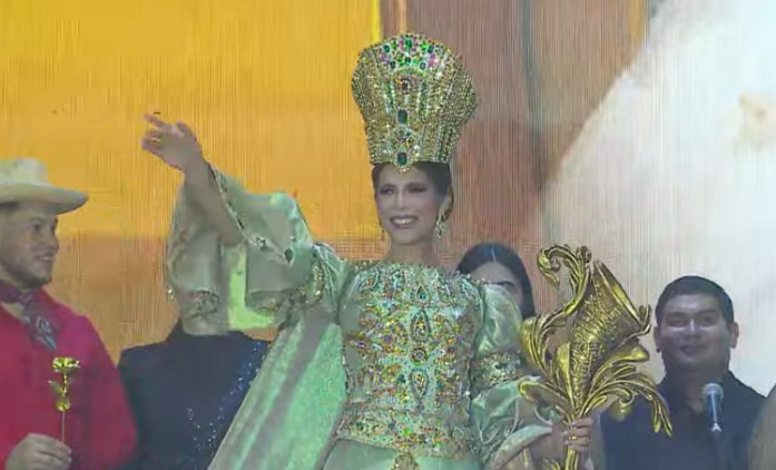 El Carnaval de Mazatlán continúa este viernes con la coronación de la Reina de los Juegos Florales.