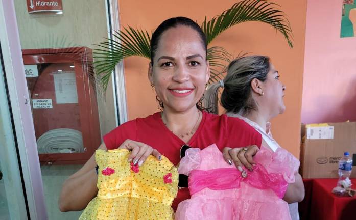 La pérdida de su hija condujo a Janet Aguilar a realizar acciones como colectas de ropa, entre otras, en apoyo a menores pacientes del Hospital Pediátrico de Sinaloa.