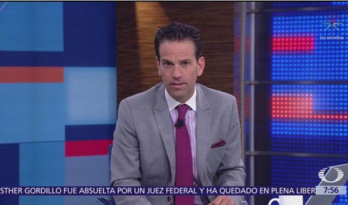 ‘No había cómo darse cuenta del montaje’, dice Loret de Mola tras comparecer en caso Cassez-Vallarta