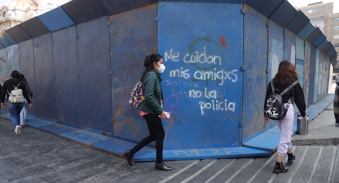 Violencia en la calle, el trabajo, la casa... Odio y desigualdad dañan a mexicanas