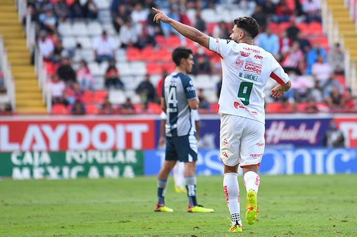 Necaxa le quita lo invicto al Pachuca