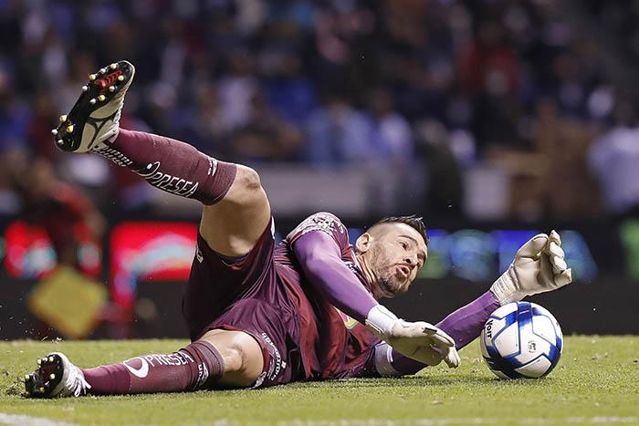 El líder Puebla da otro duro golpe a Rayados