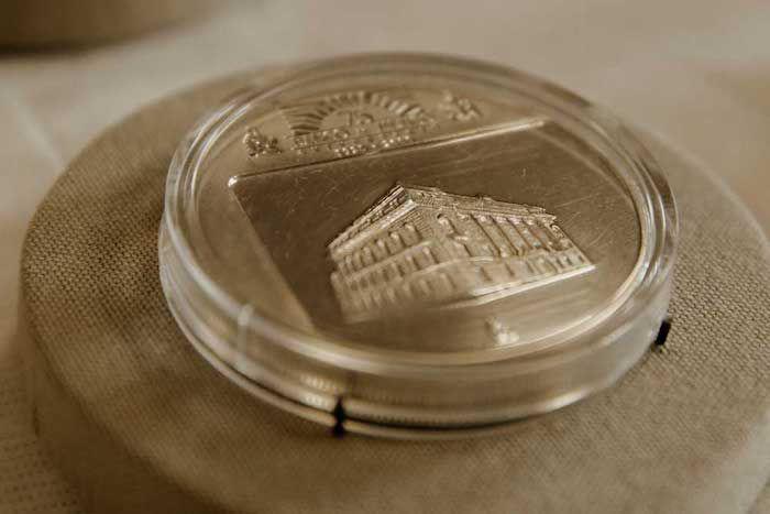 $!En el Mezanine podrás disfrutar de las exposiciones temporales, admirar el inigualable paisaje urbano del Centro Histórico y visitar la tienda del museo.