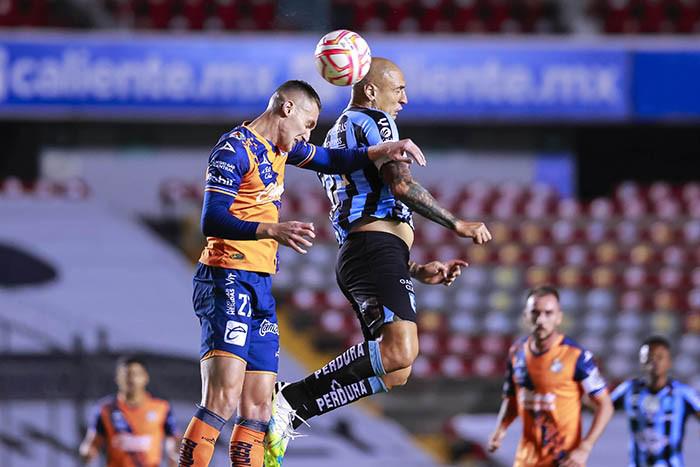 Querétaro y Puebla dividen puntos en la Corregidora