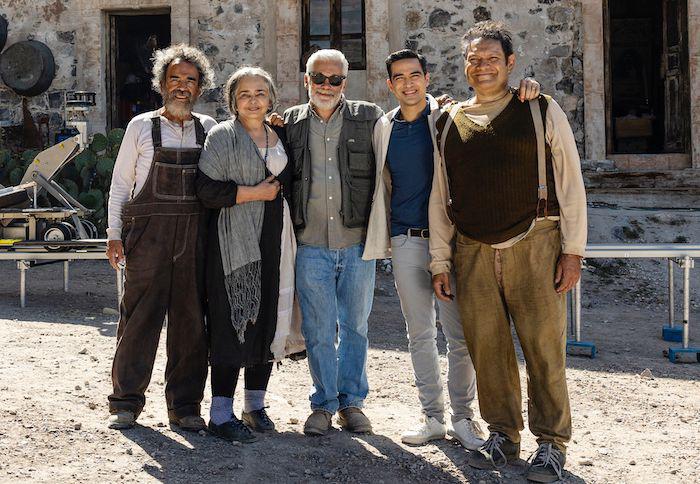 ¡Que viva México! Luis Estrada, Damián Alcázar, Joaquín Cosío, Alfonso Herrera y Ana Martín, juntos en Netflix