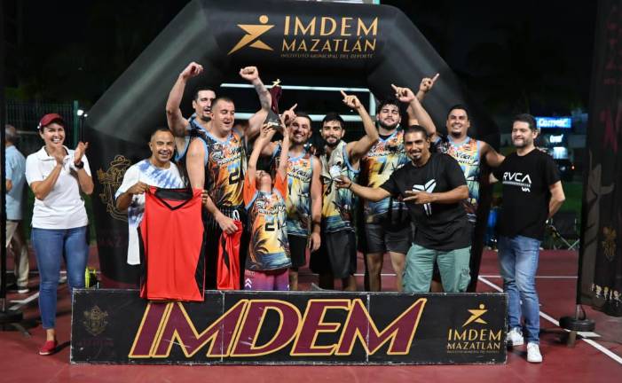 Restaurante El Velero gana la Segunda Fuerza.