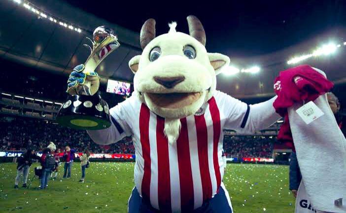 La Chiva Loca fue la mascota del Guadalajara por casi 40 años.