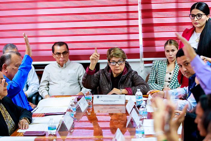 $!También en Guasave, Ayuntamiento compró patrullas por $11.6 millones sin licitar en 2024