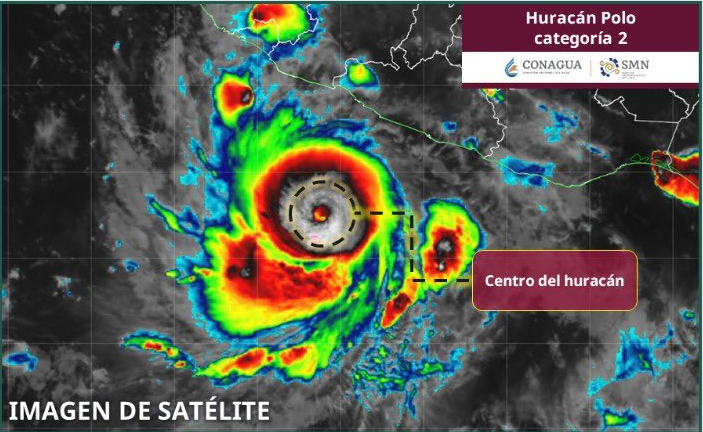 Ubicación del huracán Polo, de categoría 2, durante la noche de este lunes.